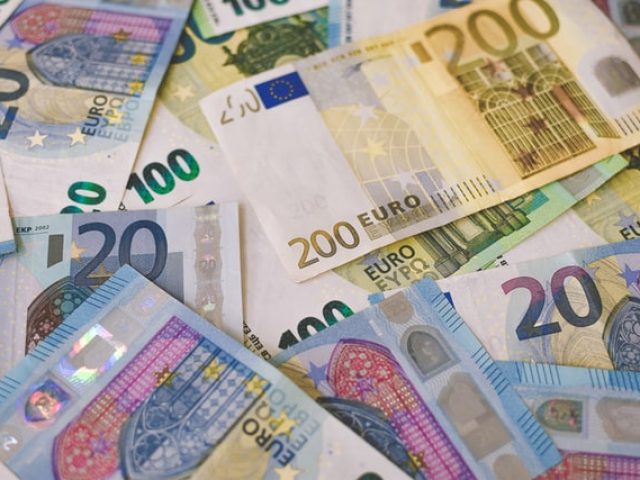 CPM i eCPM – co wskazują i jak z nich korzystać
